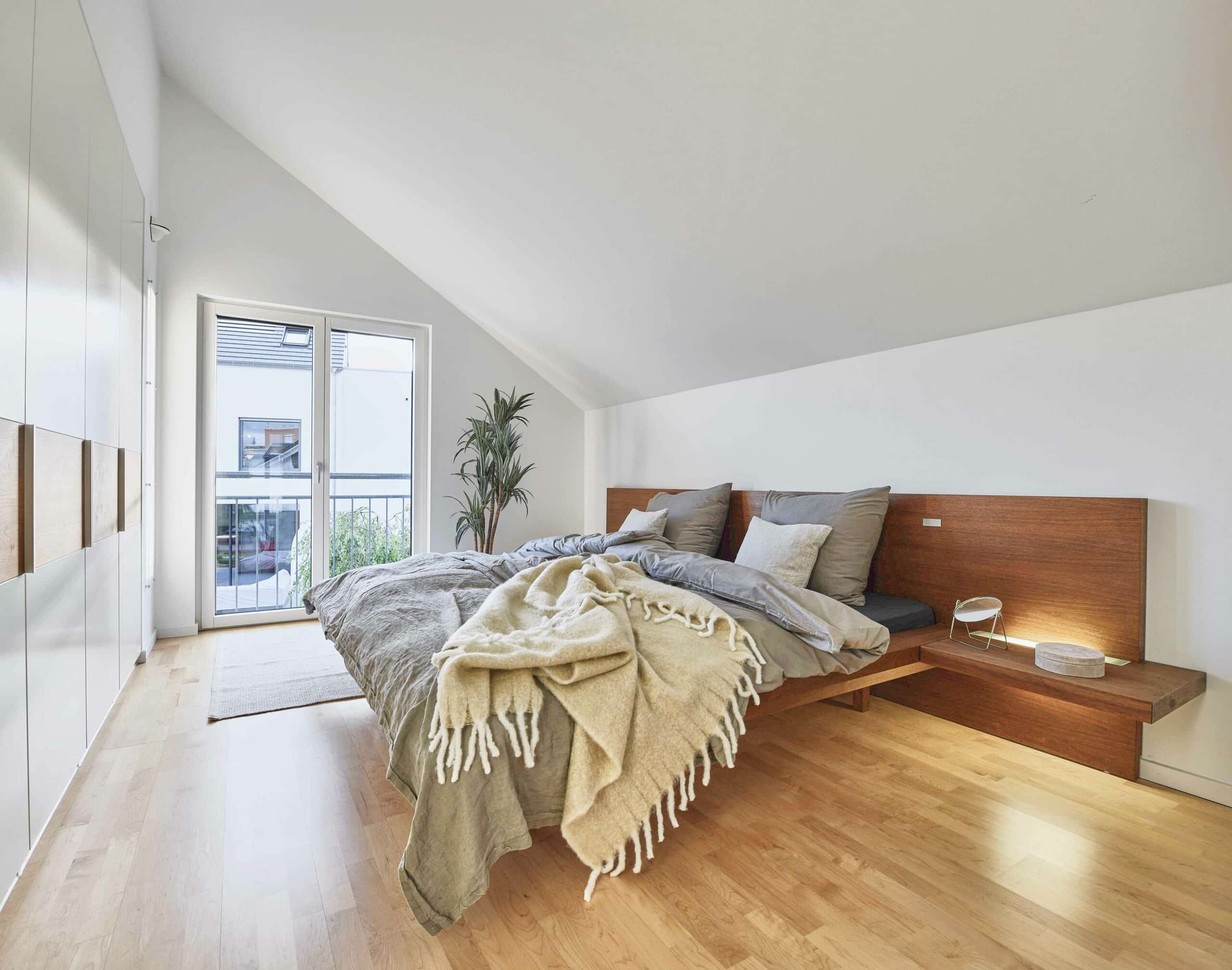 Schlafzimmer Musetrhaus Erlangen von Fertighaus WEISS