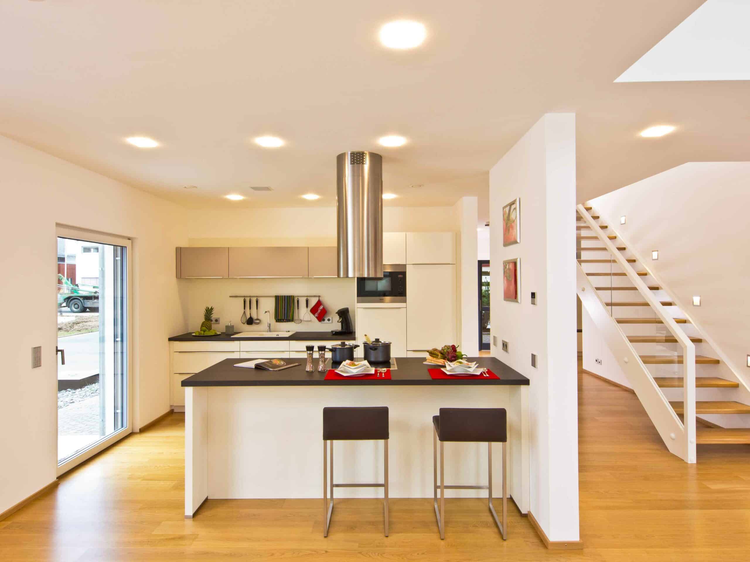 Küche Musterhaus Future Mannheim von Fertighaus WEISS