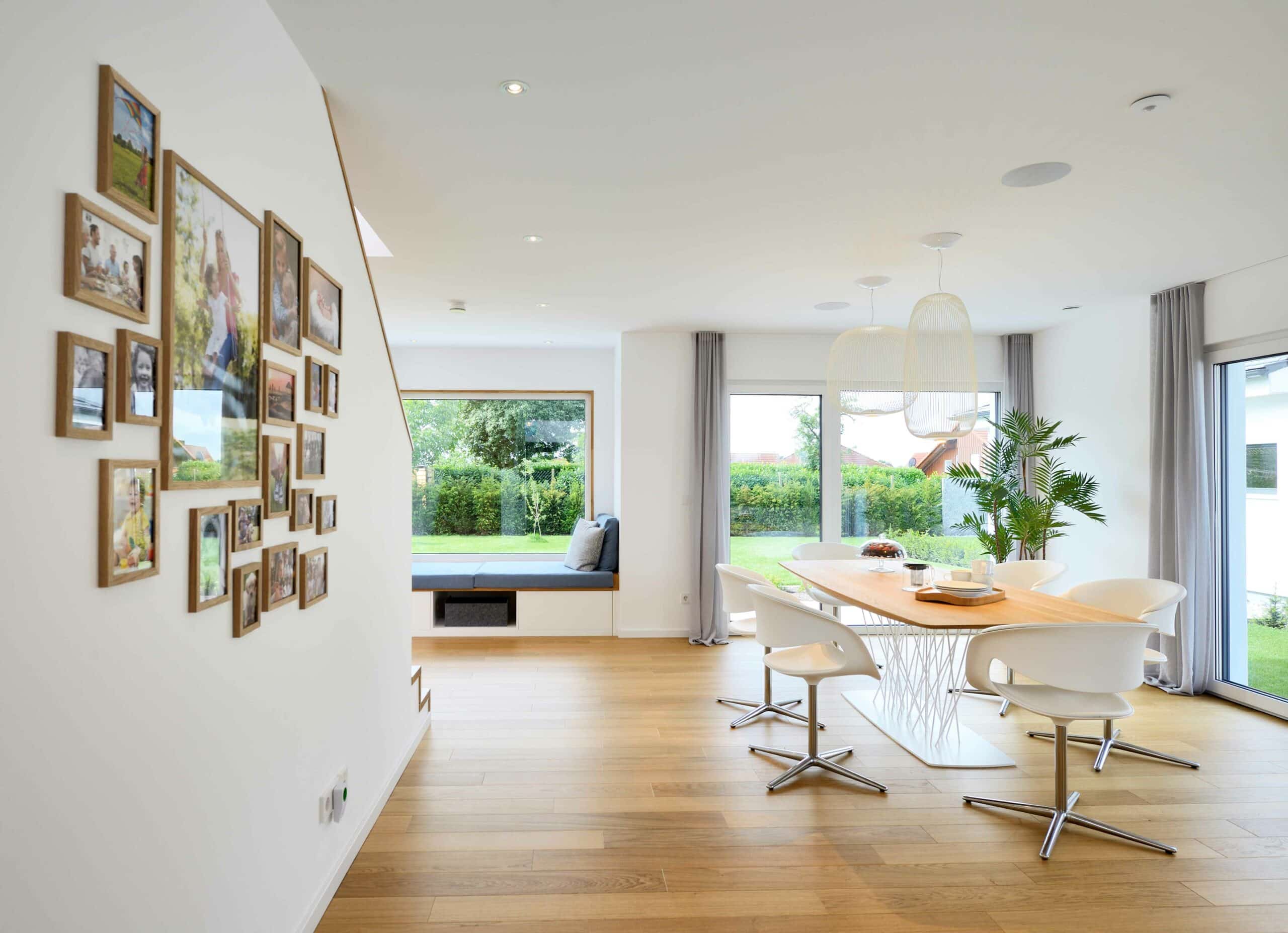 Esszimmer Musterhaus Life Oberrot von Fertighaus WEISS