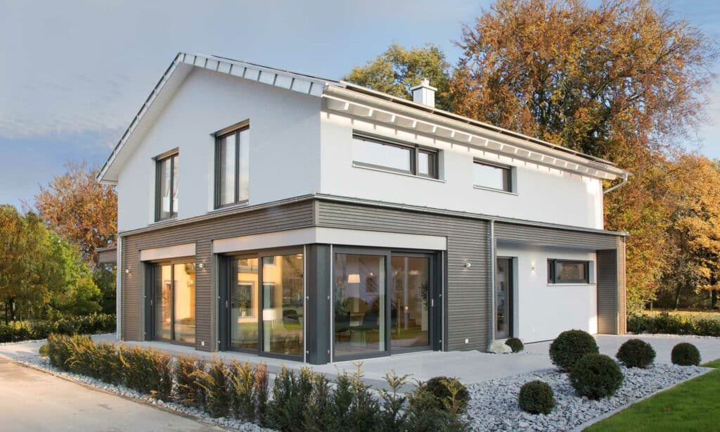 Satteldach Musterhaus Ulm von Fertighaus WEISS
