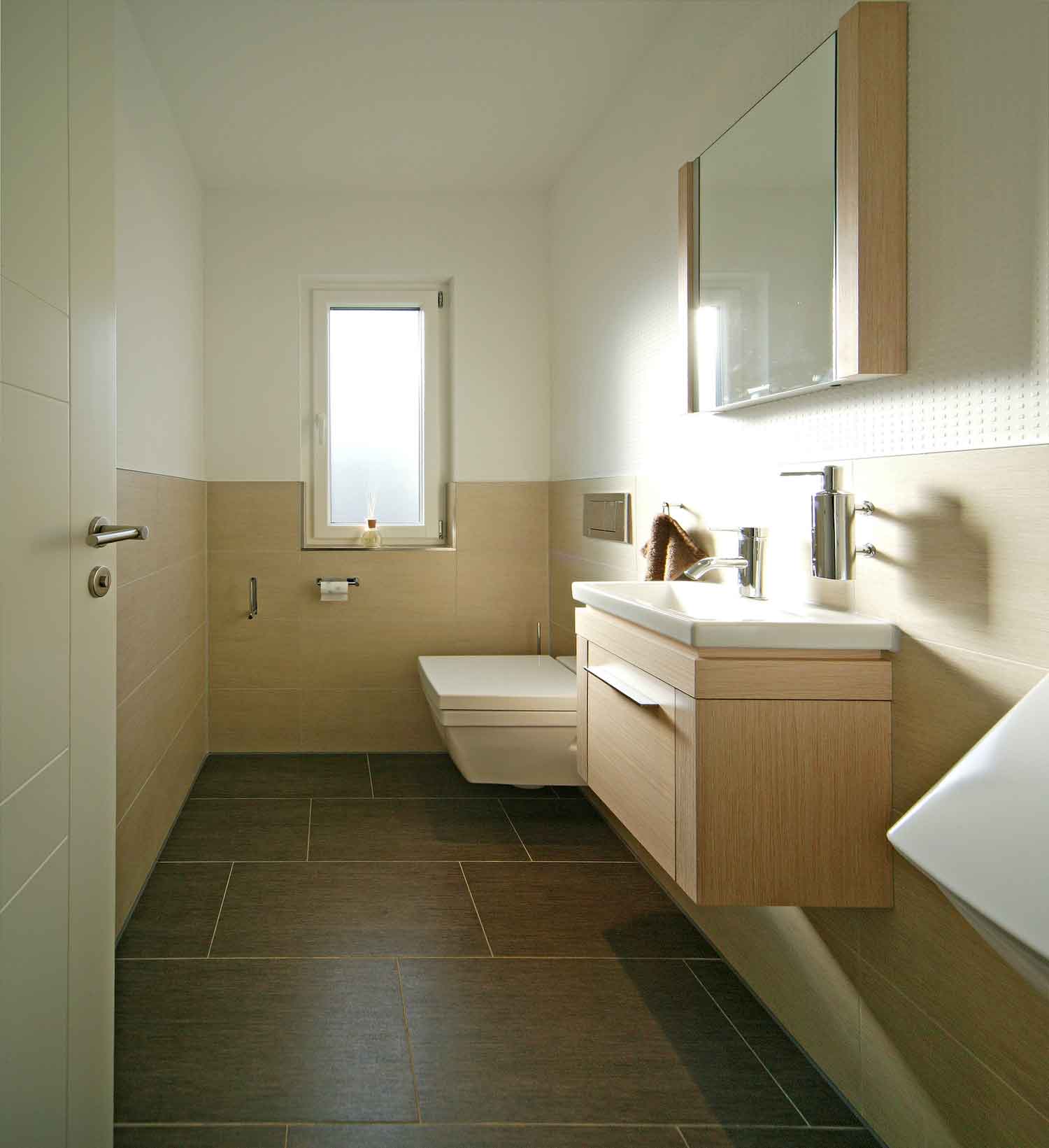 Badezimmer Musterhaus Villingen-Schwenningen von Fertighaus WEISS