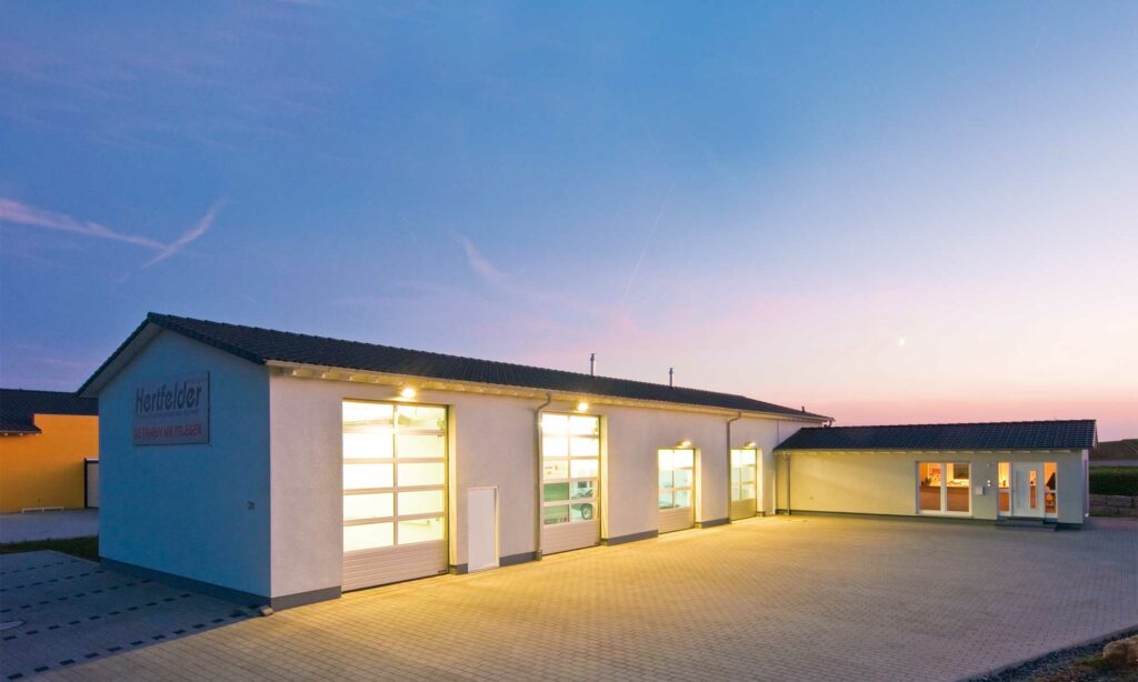 Gewerbe Hertfelder1 von Fertighaus WEISS