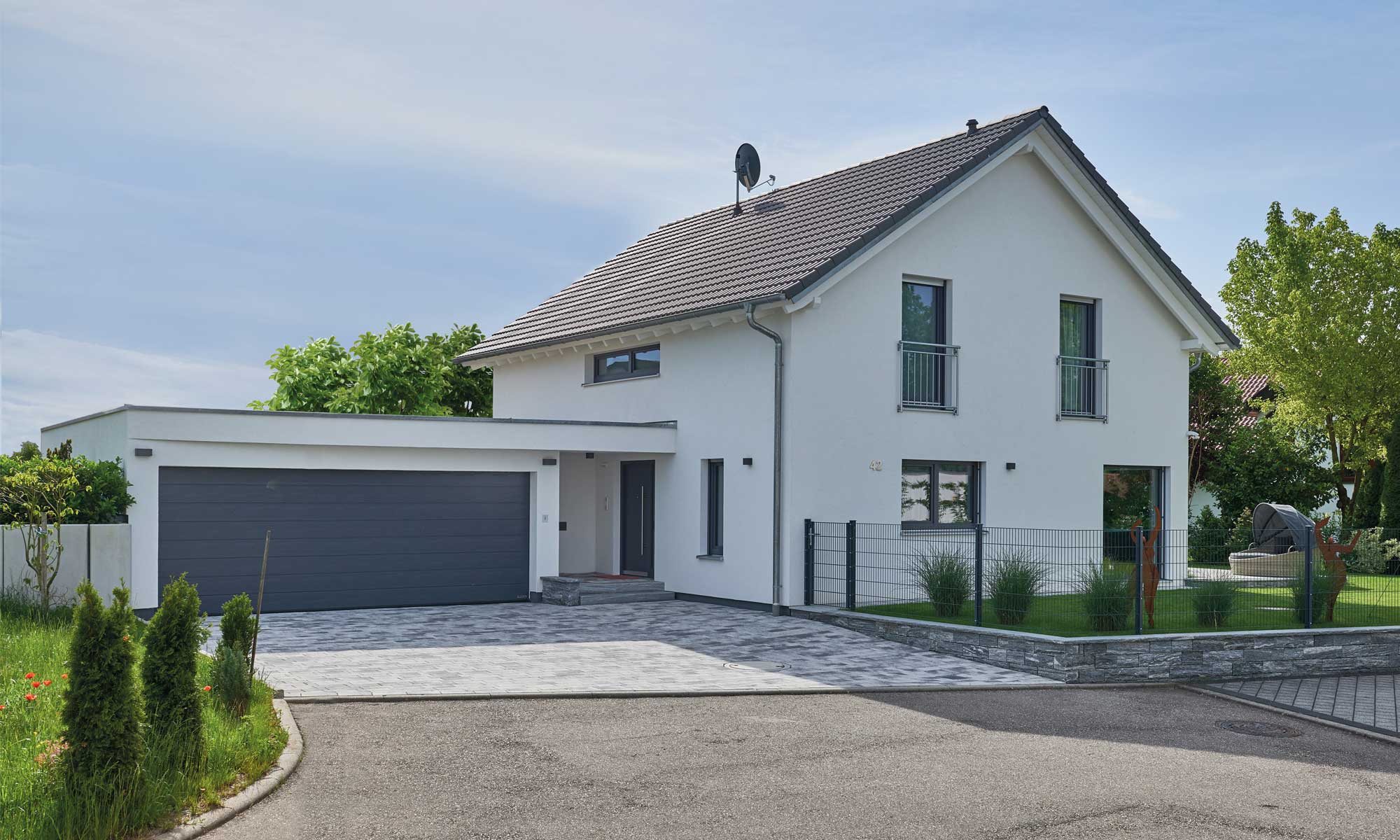 Einfahrt Einfahrt Haus Hausmann von Fertighaus WEISS