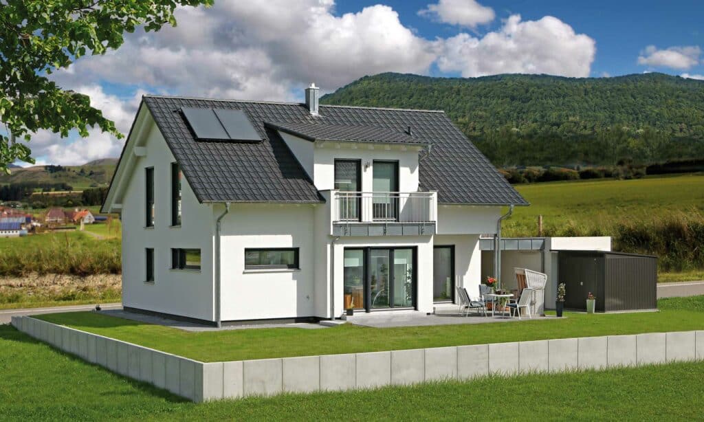 Garten und Terrasse Haus Koch von Fertighaus WEISS