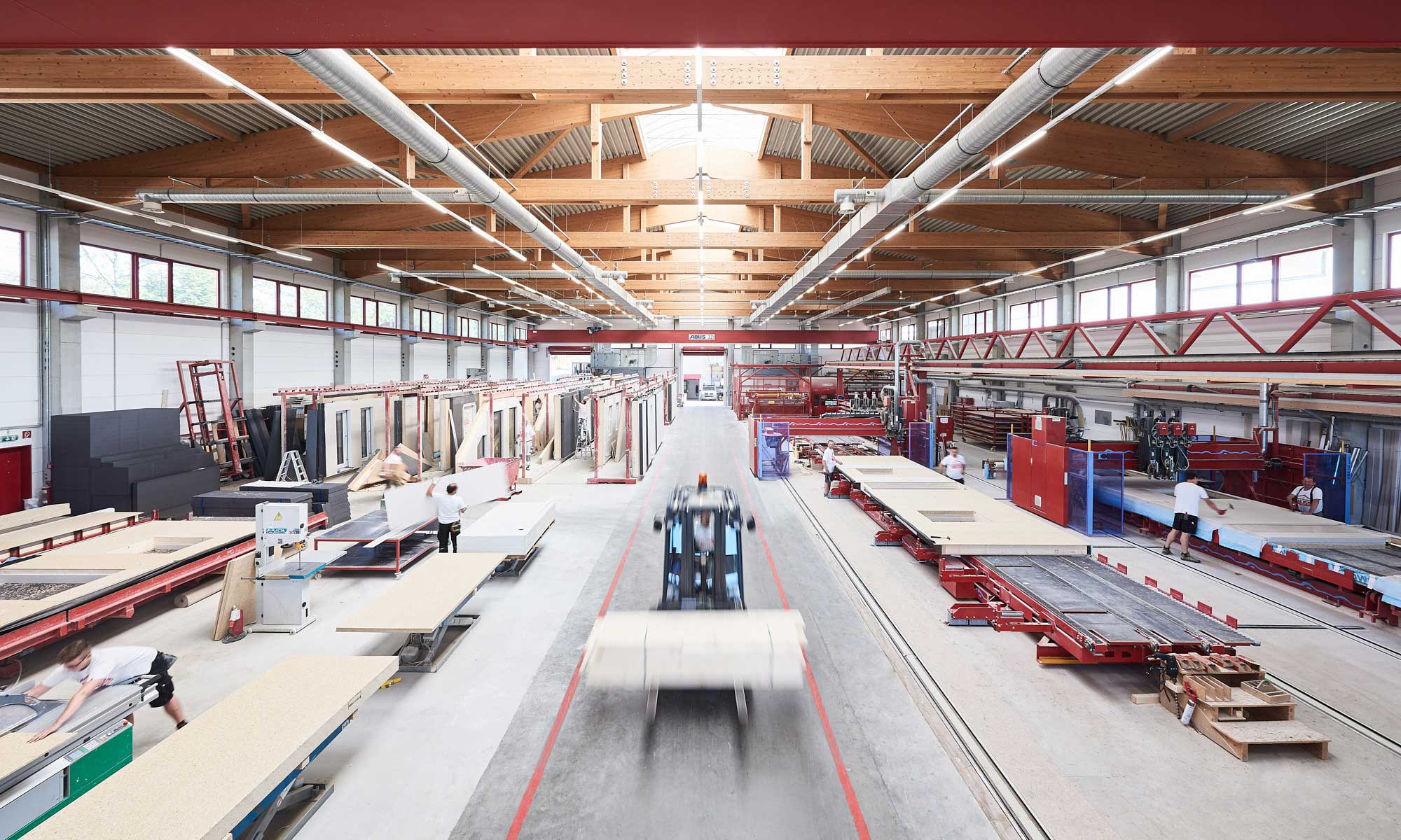 Halle 8 Fertighaus WEISS