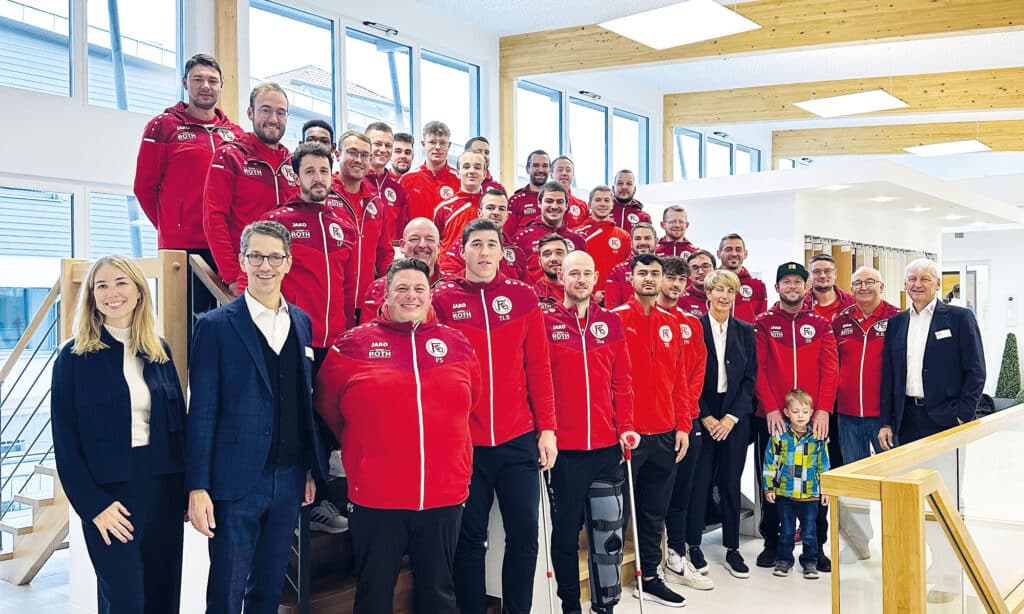 Sponsorenbesuch vom FC Oberrot bei Fertighaus WEISS