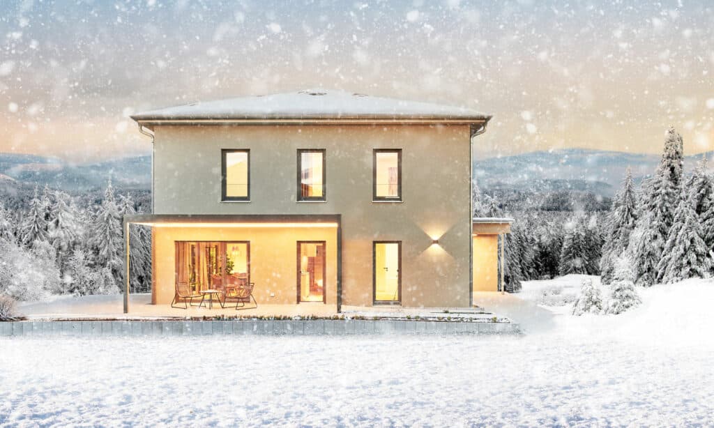 Winteraufnahme vom Musterhaus UrbanLife in Mannheim von Fertighaus WEISS