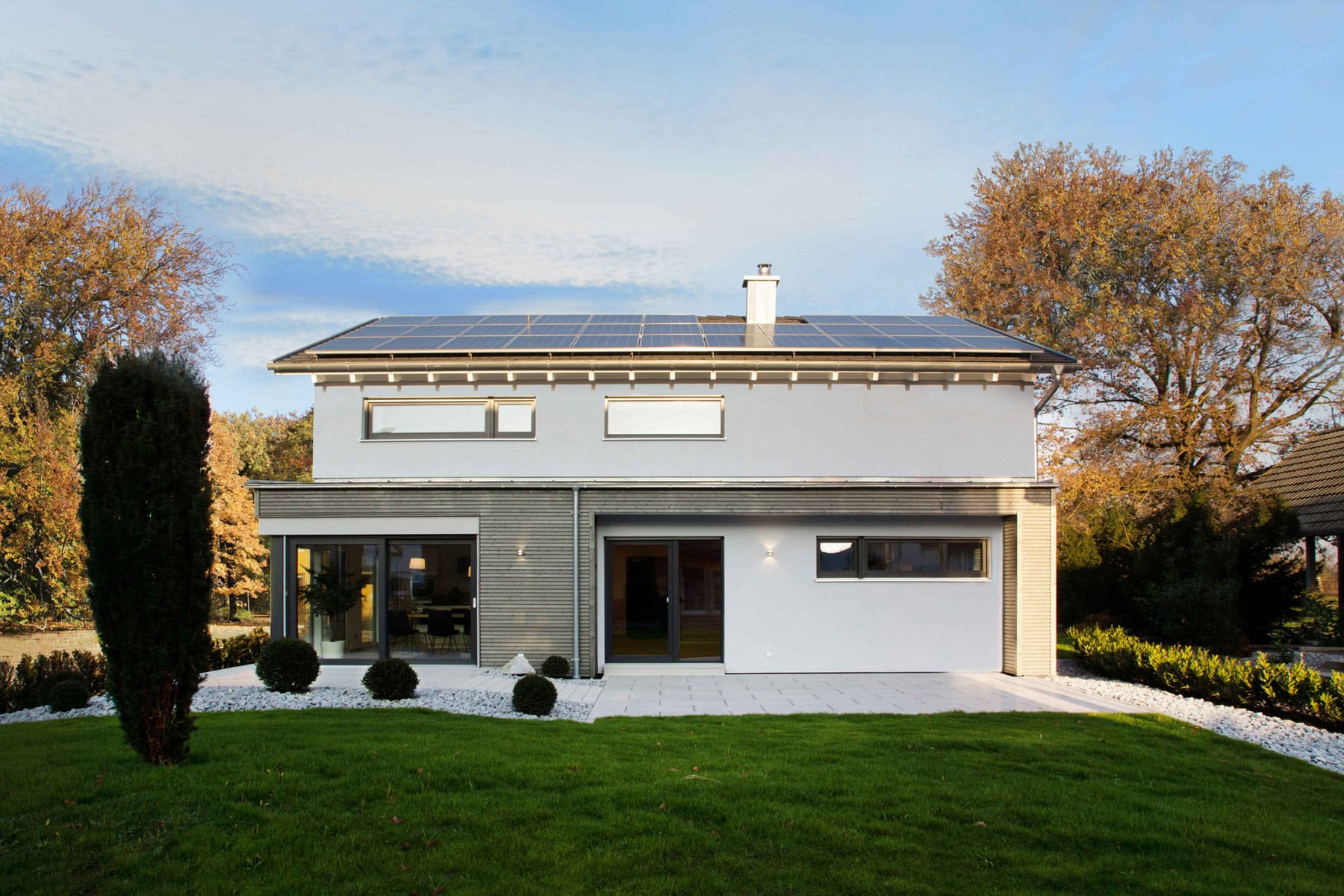 Satteldach Musterhaus Ulm von Fertighaus WEISS